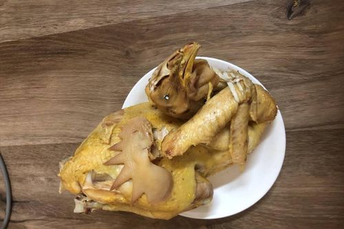 'Dở khóc dở cười' mâm cỗ cúng ngày rằm tháng 7 của hội chị em 'ghét bếp'