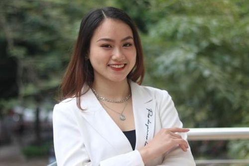 Phùng Trang Linh: Nữ sinh Việt Nam tại diễn đàn Liên hợp quốc