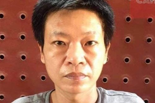 Hà Nội: Khởi tố người đàn ông cầm tuýt sắt tấn công tổ chống dịch COVID-19