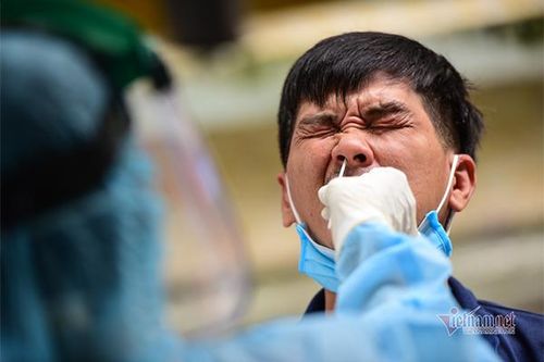 Thủ tướng: Xét nghiệm toàn TP.HCM trong thời gian giãn cách xã hội