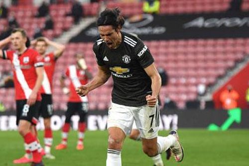 Cavani tái xuất ở trận Southampton vs Man United