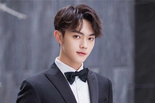 Drama năm xưa bị 'đào' lại: Bạn gái cũ lên tiếng làm rõ sự thật về việc bị Hứa Khải bạo hành