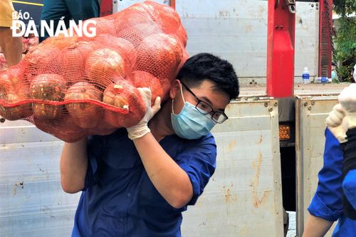Áo xanh xung kích phòng, chống dịch