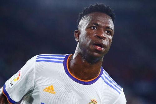 Vinicius lập cú đúp cứu Real Madrid khỏi trận thua