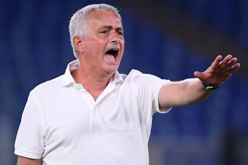 Mourinho thắng trận đầu tiên tại Serie A cùng Roma