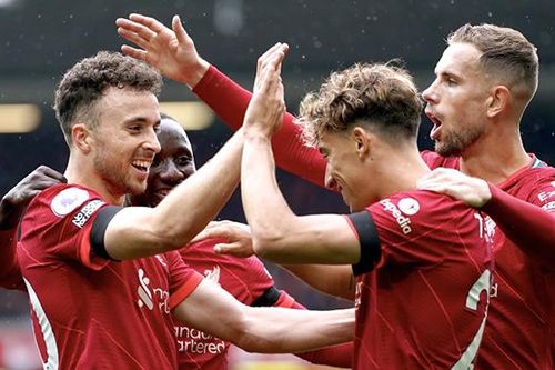 Liverpool: Anfield gọi tên những người hùng