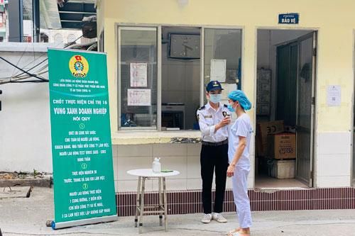 Hà Nội: 615 điểm 'vùng xanh doanh nghiệp' vừa sản xuất, vừa chống dịch