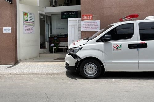 Điều tra vụ người đàn ông tử vong sau khi rơi từ lầu 5 bệnh viện ở Bình Thuận