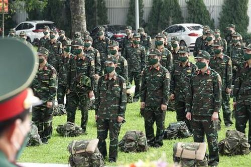 Huy động quân đội, công an chống dịch là cần thiết