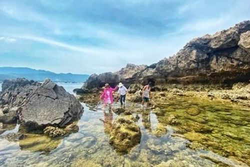 Khám phá Hòn Chông độc lạ