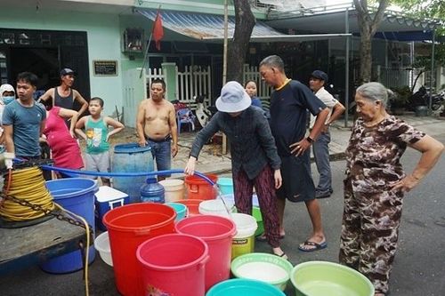 Hộ nghèo, cận nghèo ở Đà Nẵng được giảm tiền nước sinh hoạt