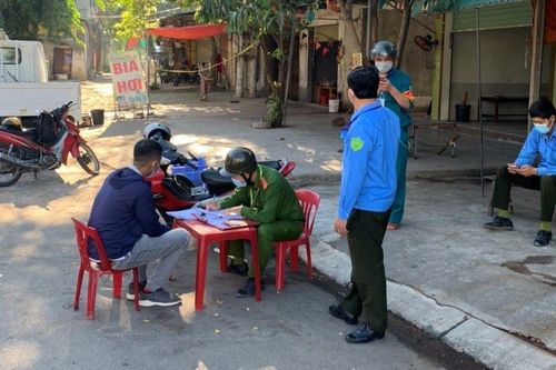 Những ai được ra đường khi TP.Vinh thực hiện 'ai ở đâu ở yên đó'?