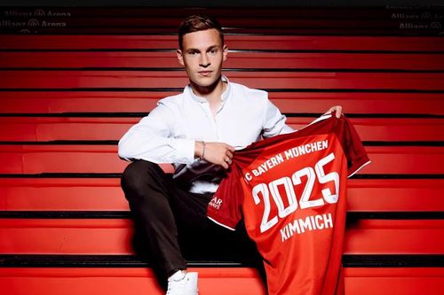 Tiền vệ Joshua Kimmich thi đấu cho Bayern Munich đến năm 2025
