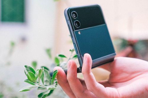 Đánh giá Galaxy Z Flip3 5G: Trải nghiệm ấn tượng qua từng lần gập mở!