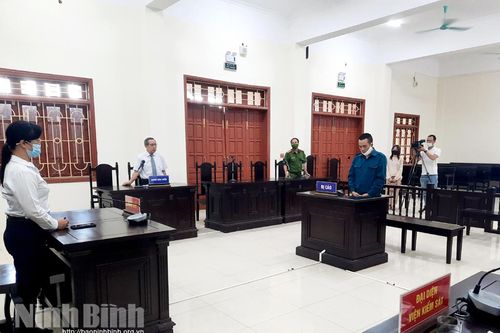 18 năm tù cho hành vi 'tàng trữ trái phép chất ma túy'