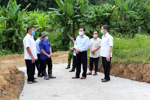 Ban Tổ chức Tỉnh ủy khảo sát tình hình hoạt động của cấp ủy, chi bộ trên địa bàn huyện Yên Sơn