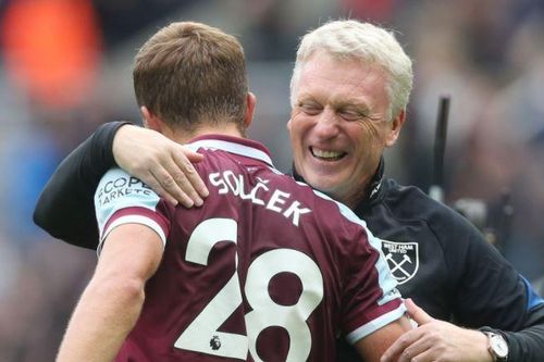 Thầy trò HLV David Moyes dẫn đầu bảng xếp hạng Premier League