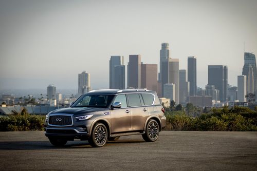 SUV hạng sang Infiniti QX80 2022 gắn màn hình giải trí 12,3 inch