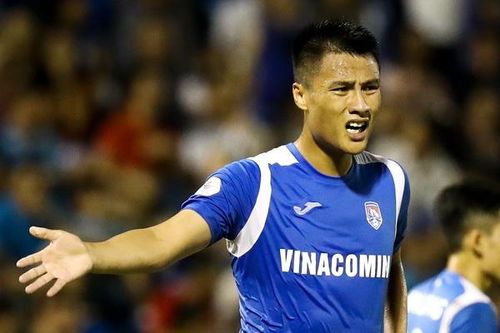 HLV Ngọc Hùng: 'CLB Quảng Ninh giải thể, cầu thủ đòi tiền ai?'