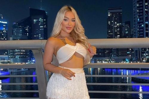 Cô gái bị đuổi khỏi trung tâm thương mại ở Dubai vì mặc gợi cảm