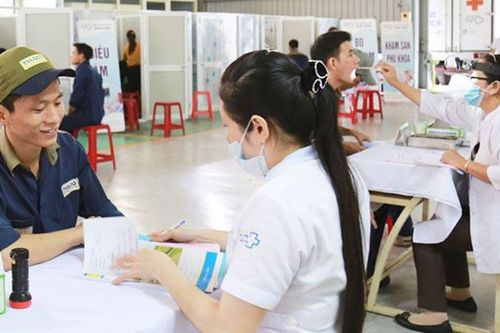 Tạo sinh kế cho người dân về quê tránh dịch