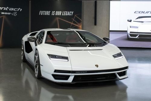 Lamborghini Countach 2021 cháy hàng ngay trong tuần đầu mở bán