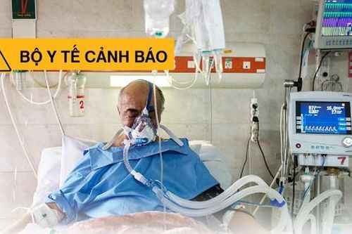 Bộ Y tế cảnh báo 20 bệnh nền dễ 'trở nặng' khi mắc COVID-19