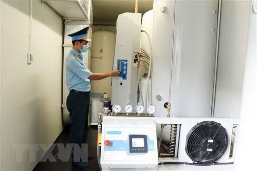 Quân đội triển khai trạm sản xuất oxy lưu động hỗ trợ TP.HCM