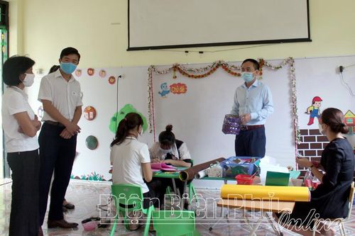 Kiểm tra công tác chuẩn bị khai giảng năm học mới tại huyện Điện Biên