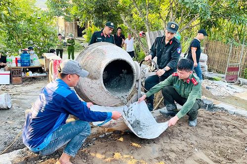 Na Hang huy động các nguồn lực làm nhà cho hộ nghèo