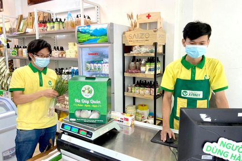 Kết nối hỗ trợ tiêu thụ hơn 2 tấn na, nhãn tại chuỗi cửa hàng 'Điểm bán Xanh' tại Hà Nội