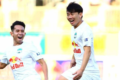 'Cơ chế bong bóng' cho V.League như tuyển Việt Nam?