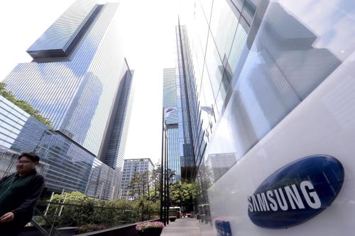 Samsung đầu tư 205 tỷ USD, tuyển mới 40.000 nhân sự