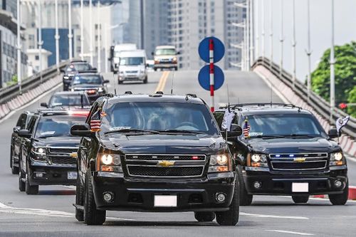 Đoàn xe hộ tống Phó tổng thống Mỹ Harris tại Việt Nam