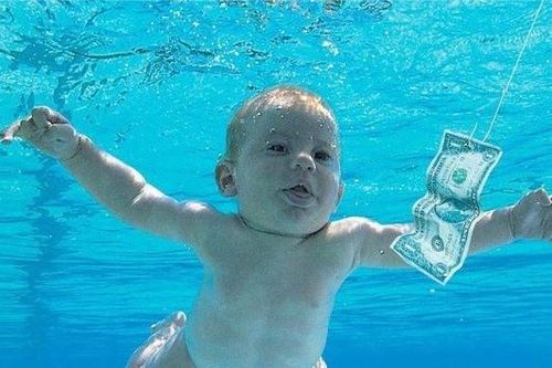 Em bé trên bìa album 'Nevermind' kiện nhóm Nirvana sau 30 năm