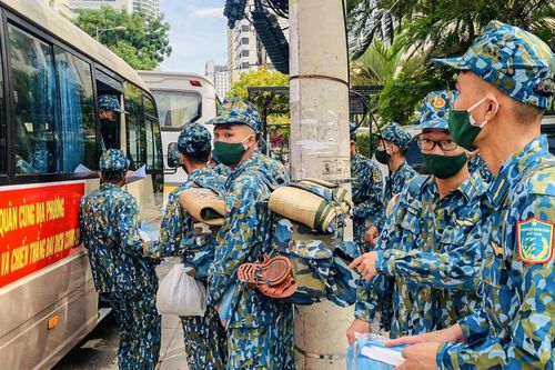 Quân đội tham gia chống dịch ở Nha Trang