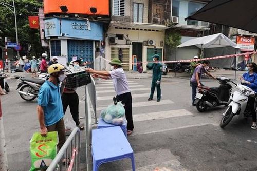 Cấm phương tiện lưu thông trên các tuyến phố Nguyễn Khuyến, Văn Miếu, Quốc Tử Giám
