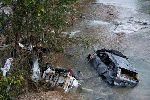 Tìm thấy các nạn nhân mất tích trong trận lũ lụt lịch sử tại Tennessee