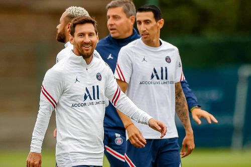 Chưa ra sân, Messi đã thay đổi diện mạo Ligue 1