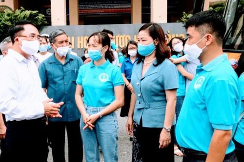208 cán bộ, sinh viên Trường đại học Y Dược Hải Phòng giúp TP Hồ Chí Minh