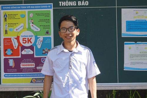 'Thủ lĩnh' phố núi và niềm đam mê công nghệ thông tin
