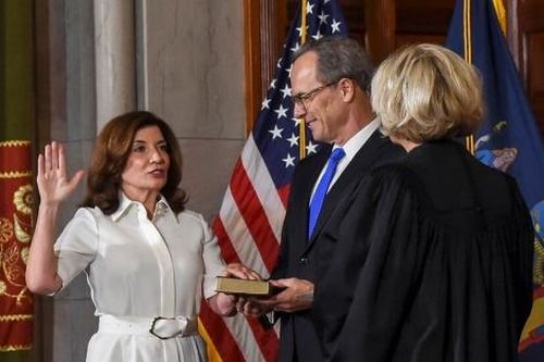 Mỹ: New York có nữ thống đốc đầu tiên trong lịch sử bang
