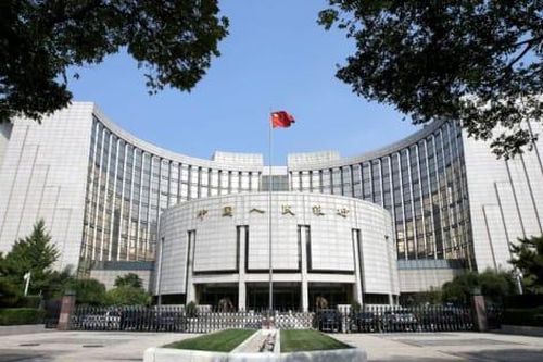 Trung Quốc 'rót' gần 8 tỷ USD vào hệ thống ngân hàng