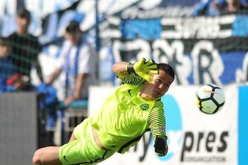 Được triệu tập lên đội tuyển CH Cezch, thủ thành Filip Nguyen nói điều bất ngờ