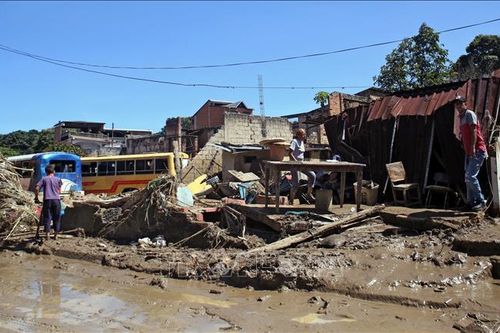 Ít nhất 13 người thiệt mạng do lũ lụt tại Venezuela