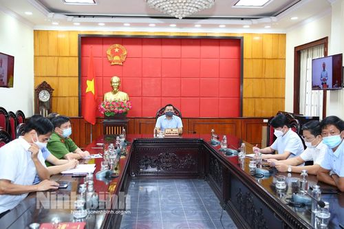 Tháo gỡ khó khăn trong vận chuyển hàng hóa, nông sản