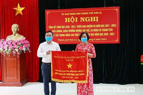 Thành phố: Nâng cao chất lượng giáo dục, xây dựng 'trường học hạnh phúc'
