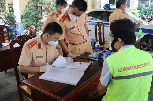 Giấy đi đường do Phòng CSGT và Công an quận/huyện ký có hiệu lực toàn TPHCM