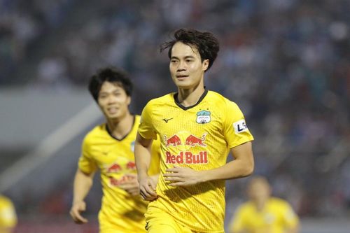 Chưa đội bóng nào đề xuất trao chức vô địch V-League 2021 cho HAGL