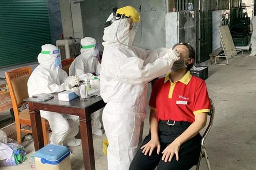 Hà Nội sẽ lấy mẫu xét nghiệm ở những nơi giáp với các ổ dịch phức tạp, khu tập thể cũ